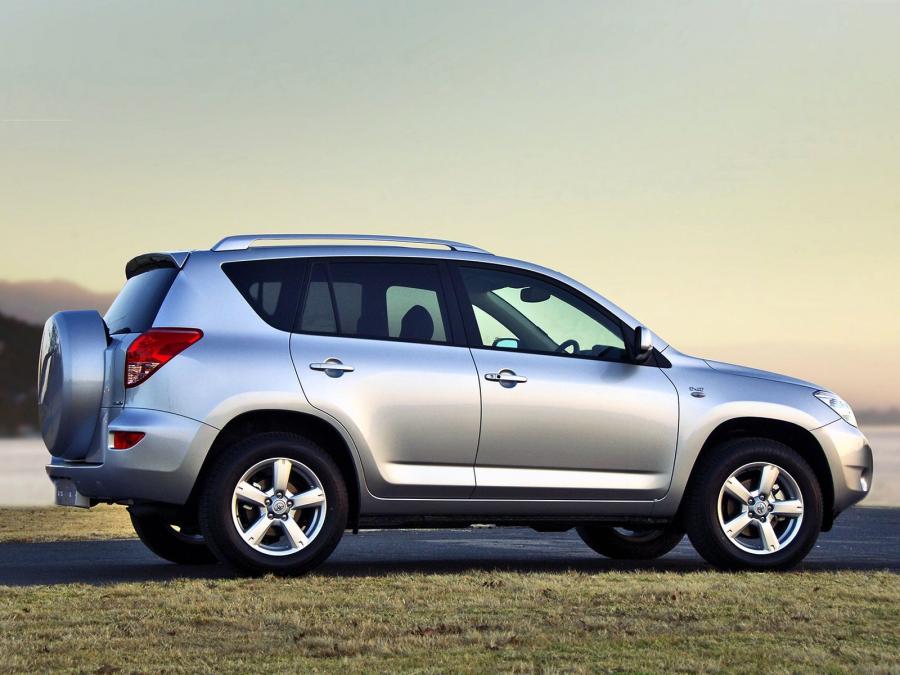  Toyota RAV4 2006 года  (ZA) (фото 9 из 21)